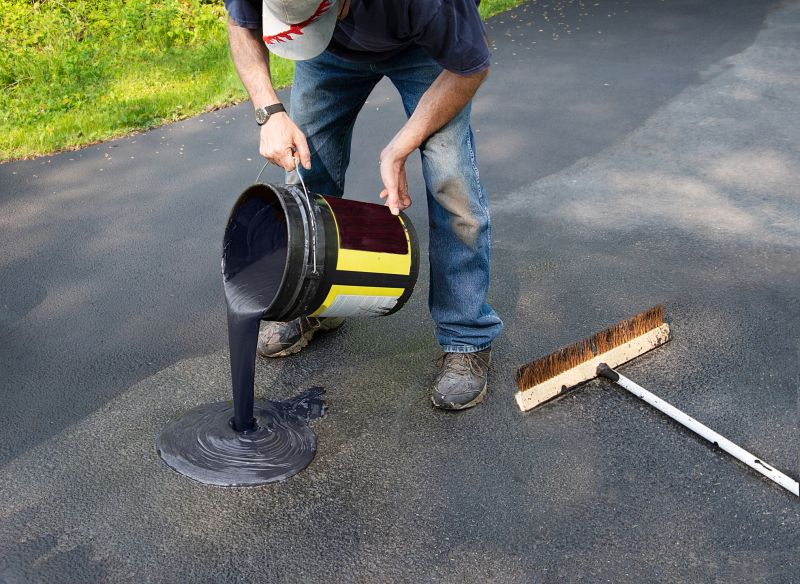 Asphalt Sealcoating Services