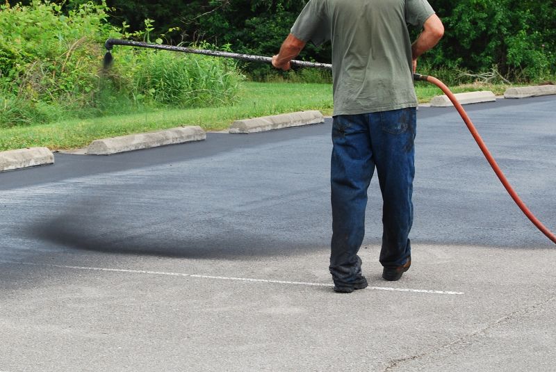 Asphalt Sealcoating Services
