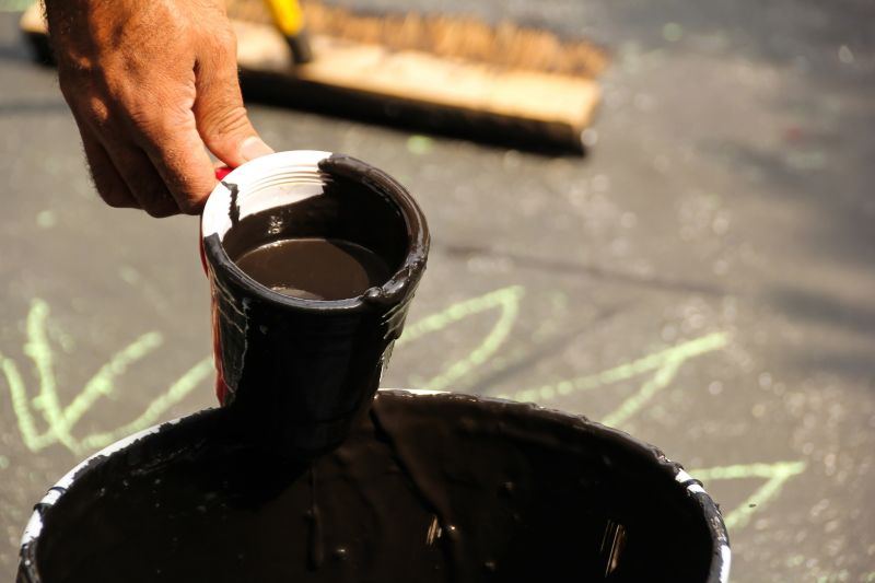 Asphalt Sealcoating Services