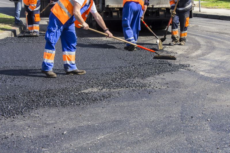 Asphalt Sealcoating Services